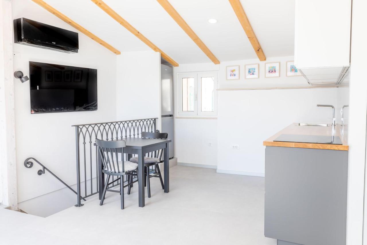 Seafront Baska Apartment ภายนอก รูปภาพ