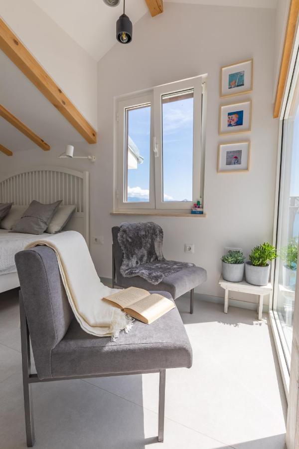 Seafront Baska Apartment ภายนอก รูปภาพ